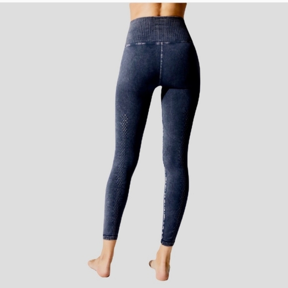 🦋FP MOVEMENT SOFT LEGGINS - Picture 5 of 10